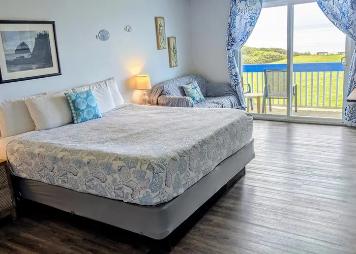 Silver Surf Motel